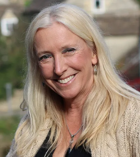 Roz savage official speaker profile picture