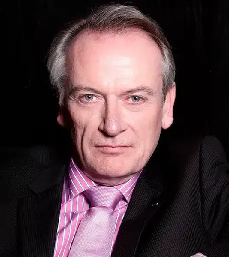 Chris Skinner Official Speaker Profile Image