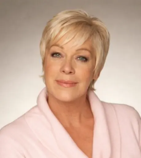 Denise Welch Official Speaker Profile Image