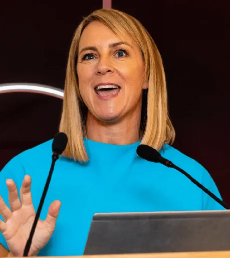 Debra Searle Official Speaker Profile Image