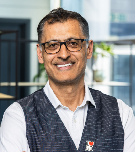 Dr Paul Dongha Official Speaker Profile Image