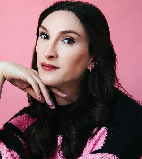 juno dawson official speaker profile picture