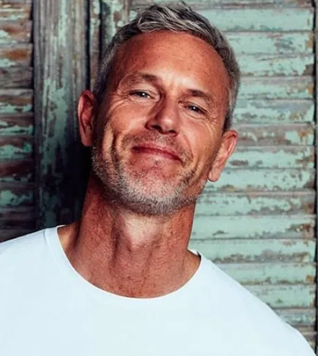 mark foster official speaker profile picture