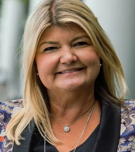 Sandy Carter official speaker profile picture