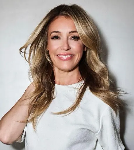 Cat Deeley Official Speaker Profile Image