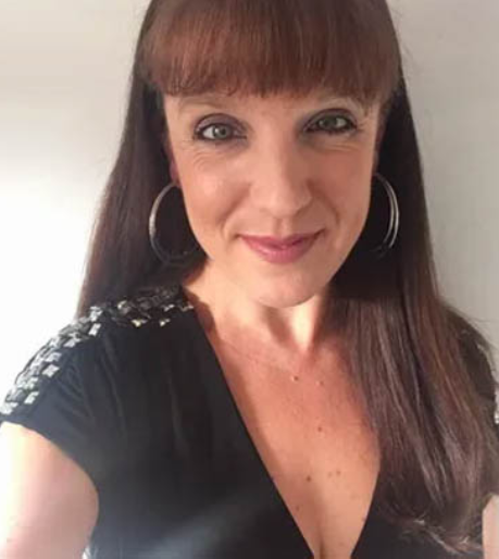 Katie Oman Official Speaker Profile Picture