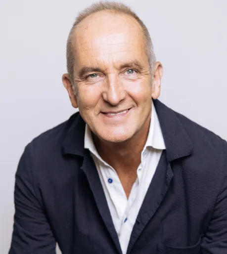 Kevin McCloud Official Speaker Profile Image