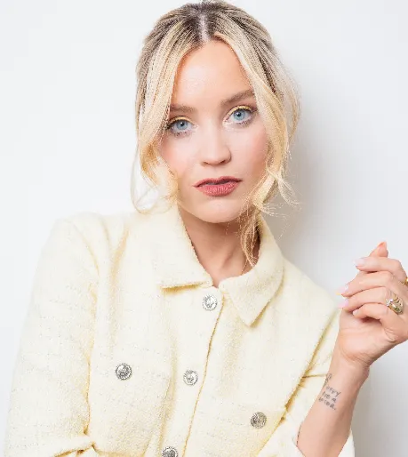 Laura Whitmore Official Speaker Profile Image