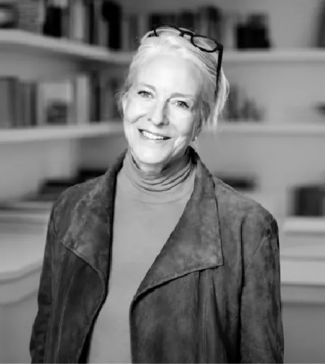 Bonnie Garmus Official Speaker Profile Image