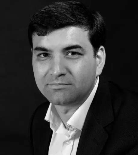 Gordon Corera official speaker profile picture