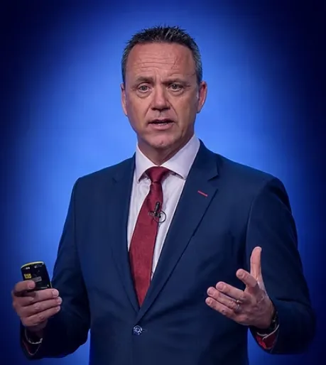 Jas Hawker Official Speaker Profile Image